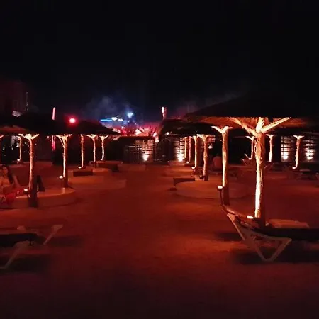 Daria ,blue Bike Rezidence Мамая