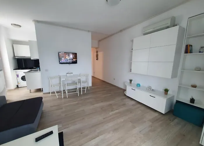 Daria ,blue Bike Rezidence